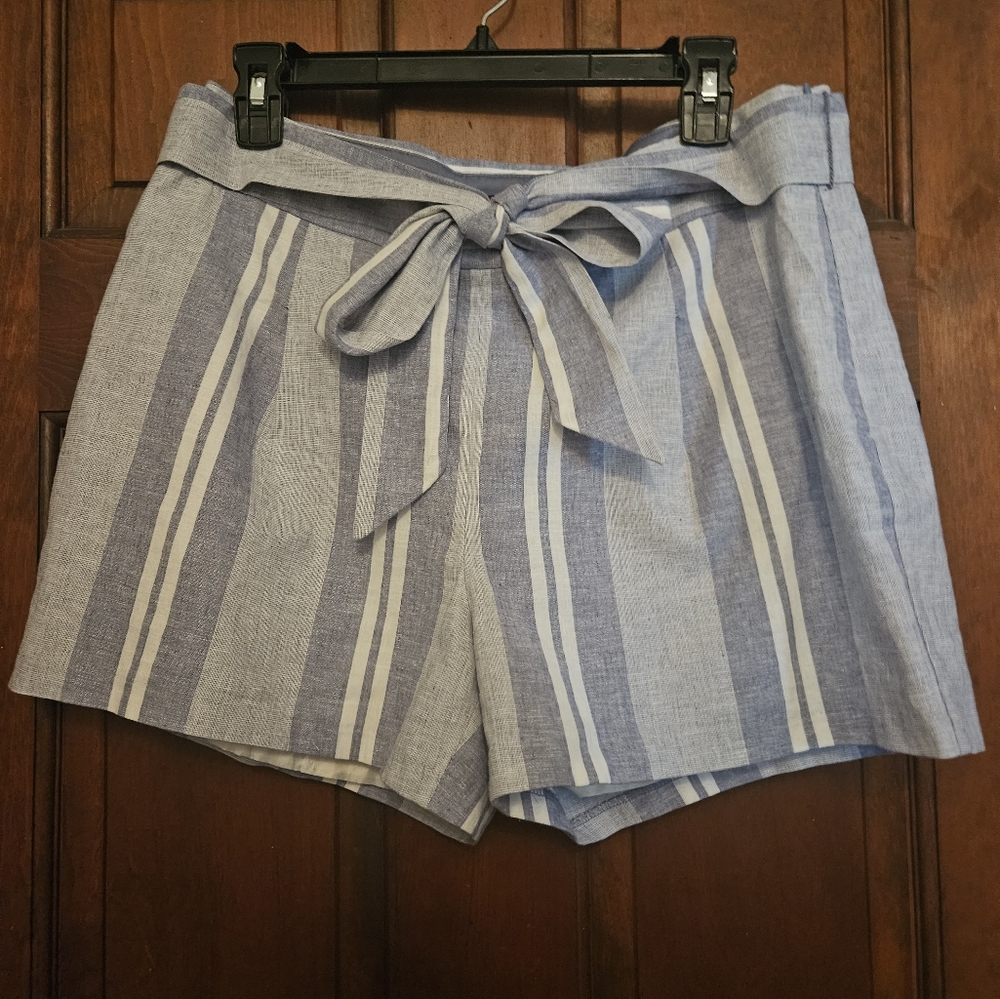 EUC Express High-Rise Shortie  Shorts - Size 10